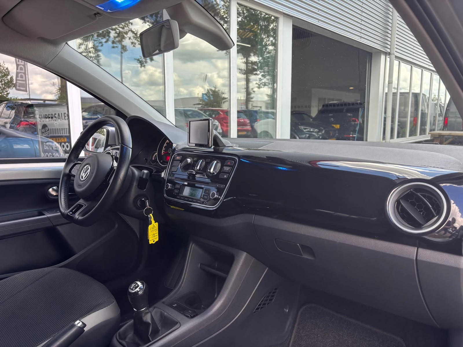 Hoofdafbeelding Volkswagen up!