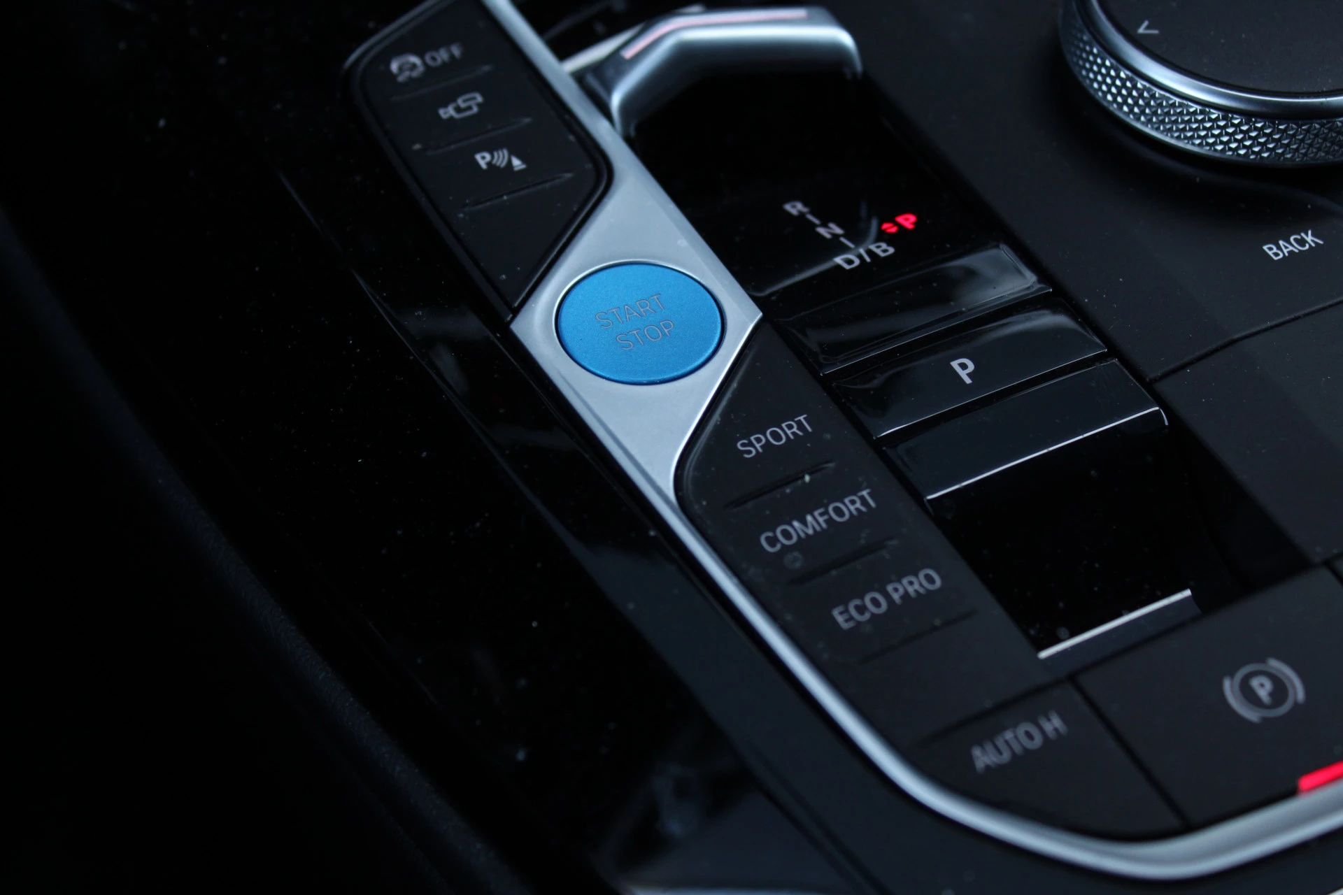 Hoofdafbeelding BMW iX3