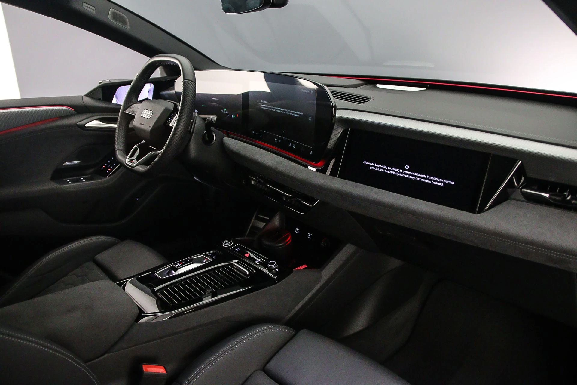 Hoofdafbeelding Audi A6 Avant e-tron