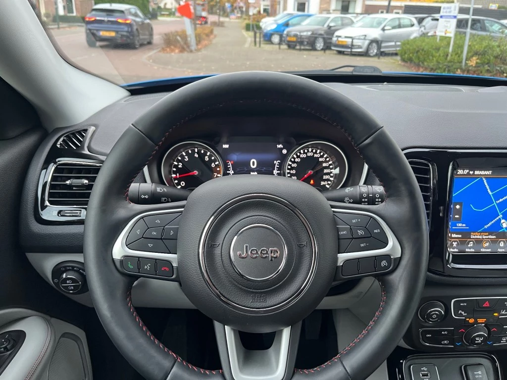 Hoofdafbeelding Jeep Compass