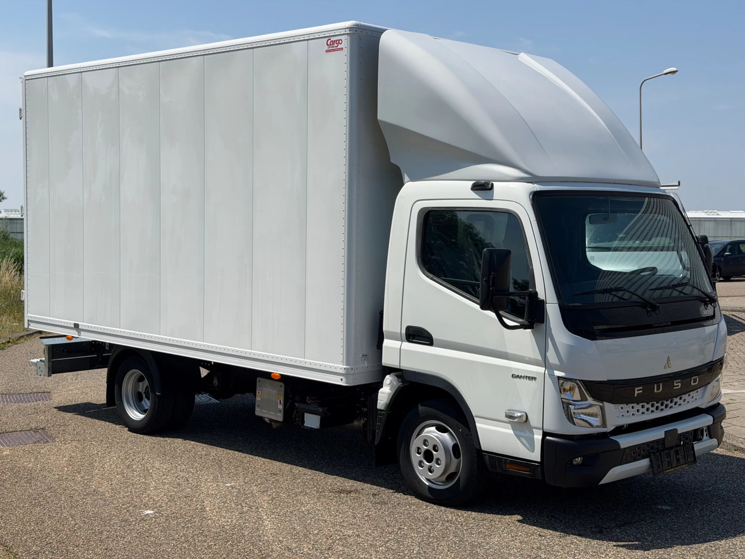 Hoofdafbeelding FUSO Canter