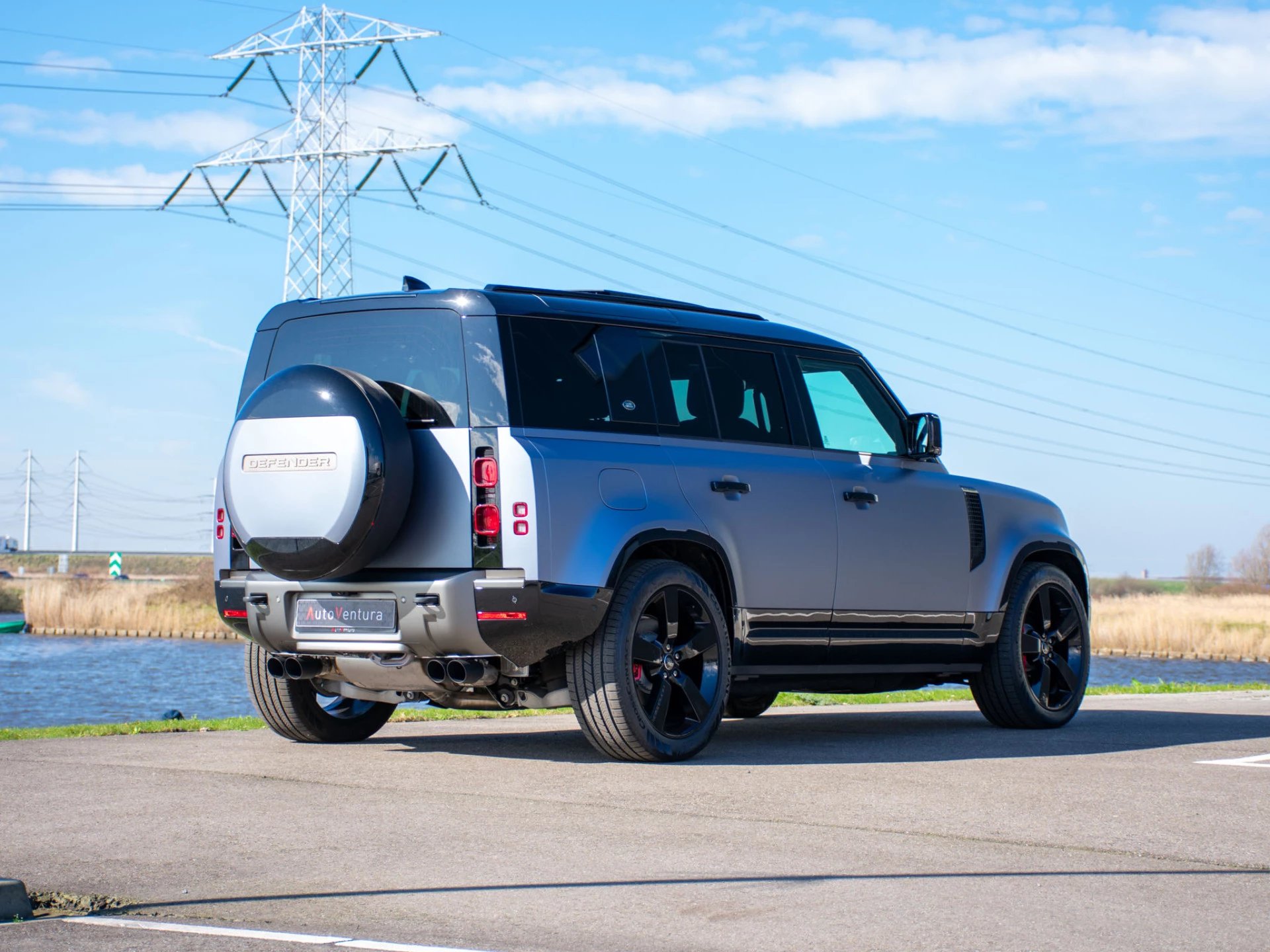 Hoofdafbeelding Land Rover Defender