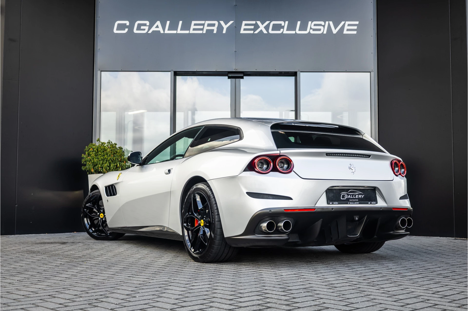 Hoofdafbeelding Ferrari GTC4Lusso