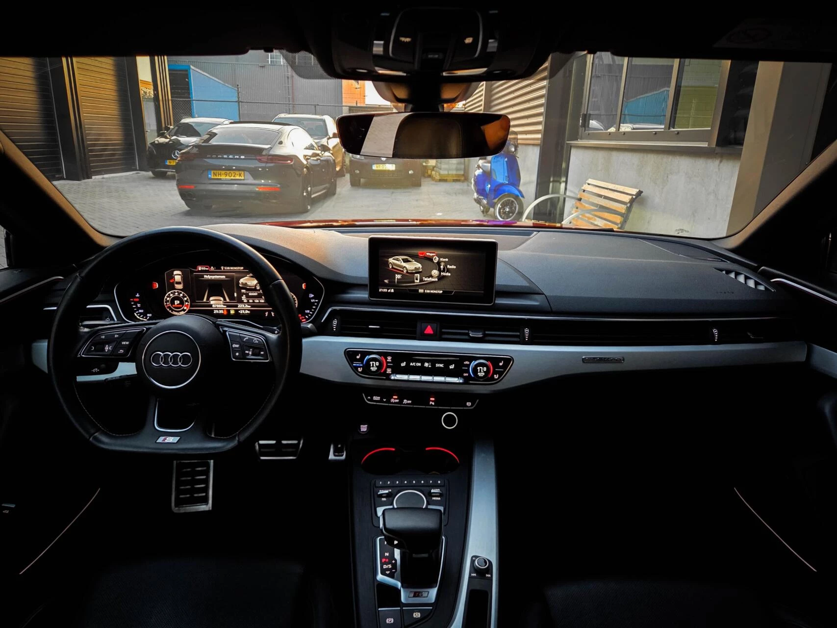 Hoofdafbeelding Audi S4