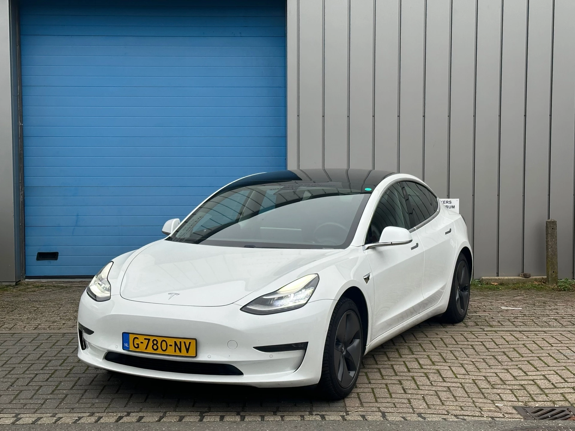 Hoofdafbeelding Tesla Model 3