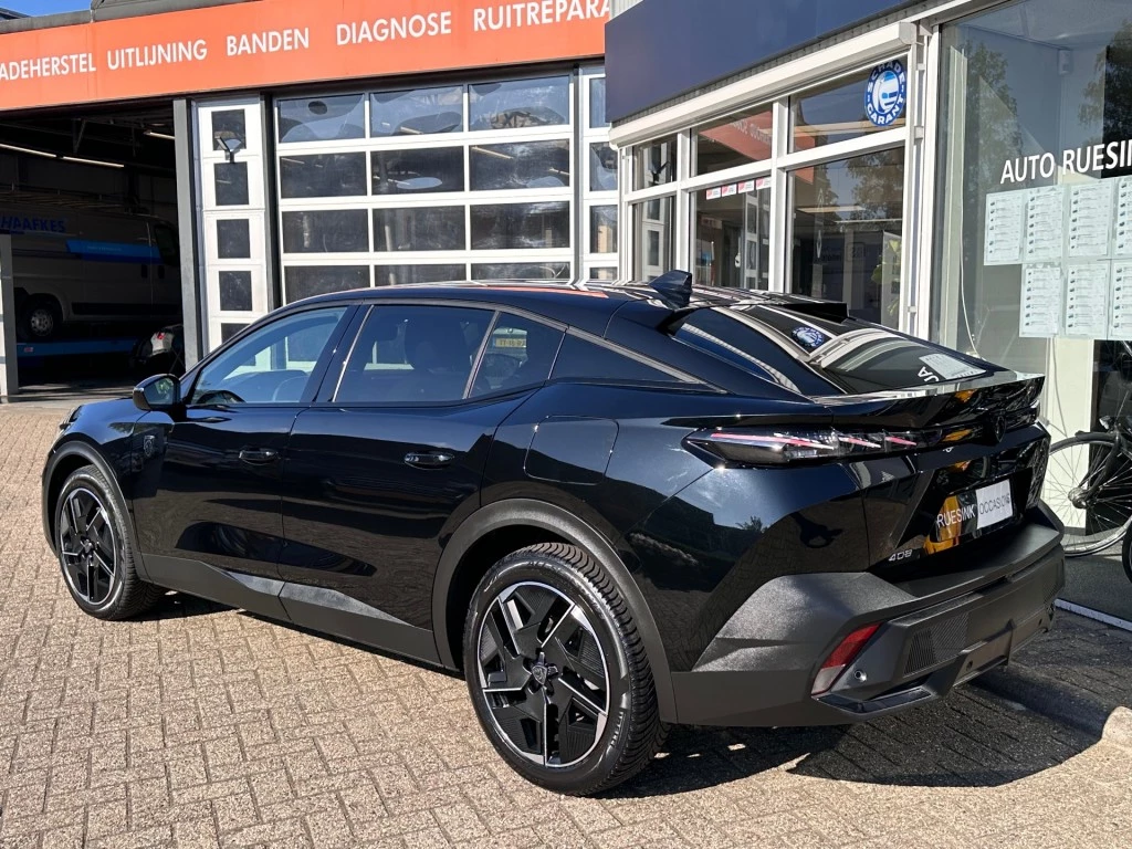 Hoofdafbeelding Peugeot 408