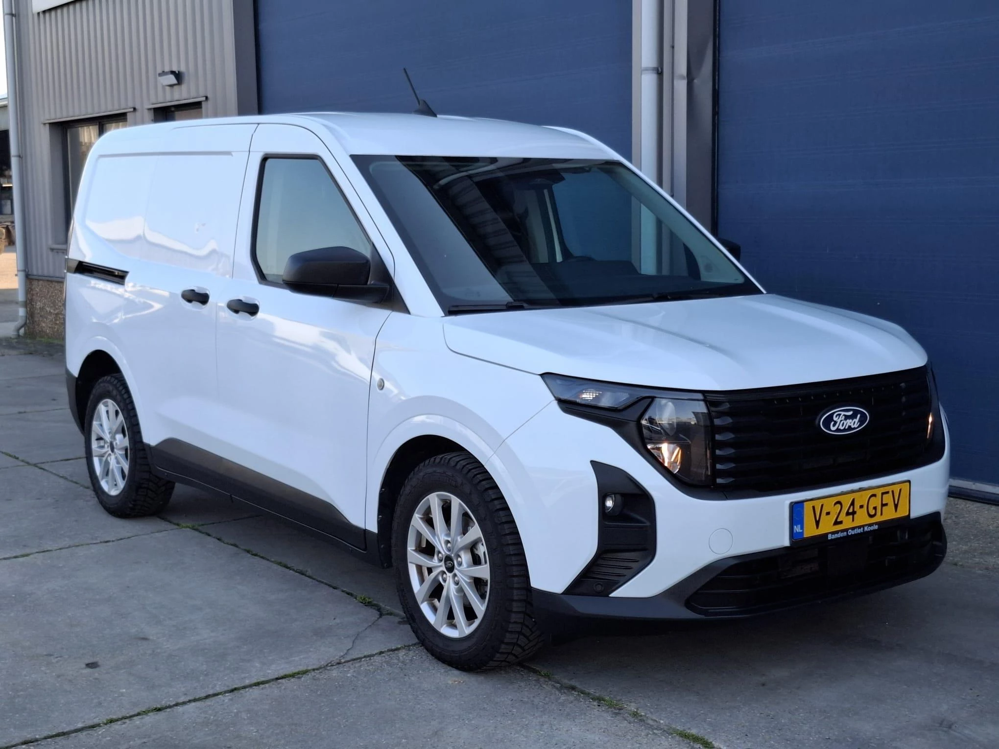 Hoofdafbeelding Ford Transit Courier