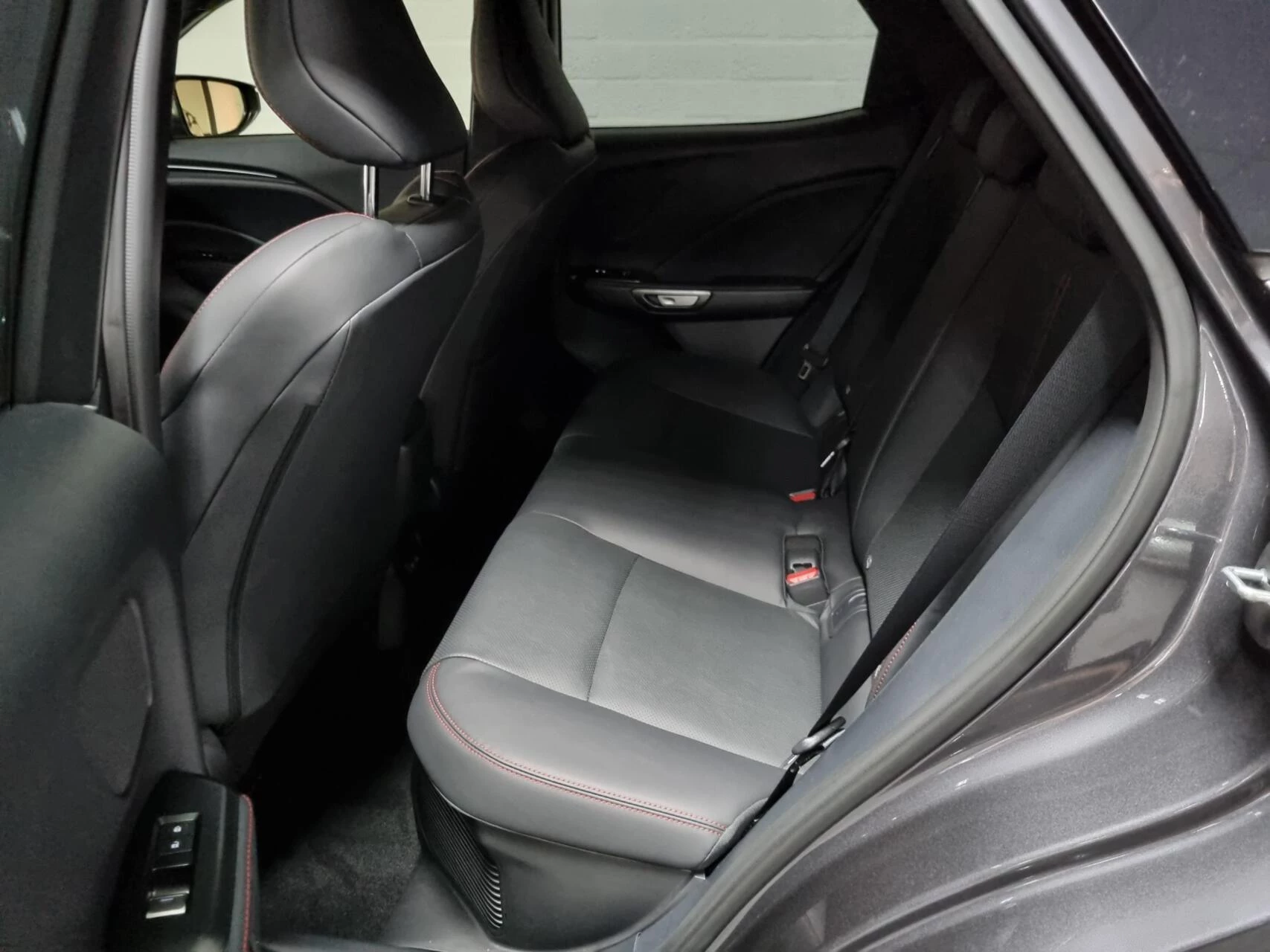 Hoofdafbeelding Lexus LBX