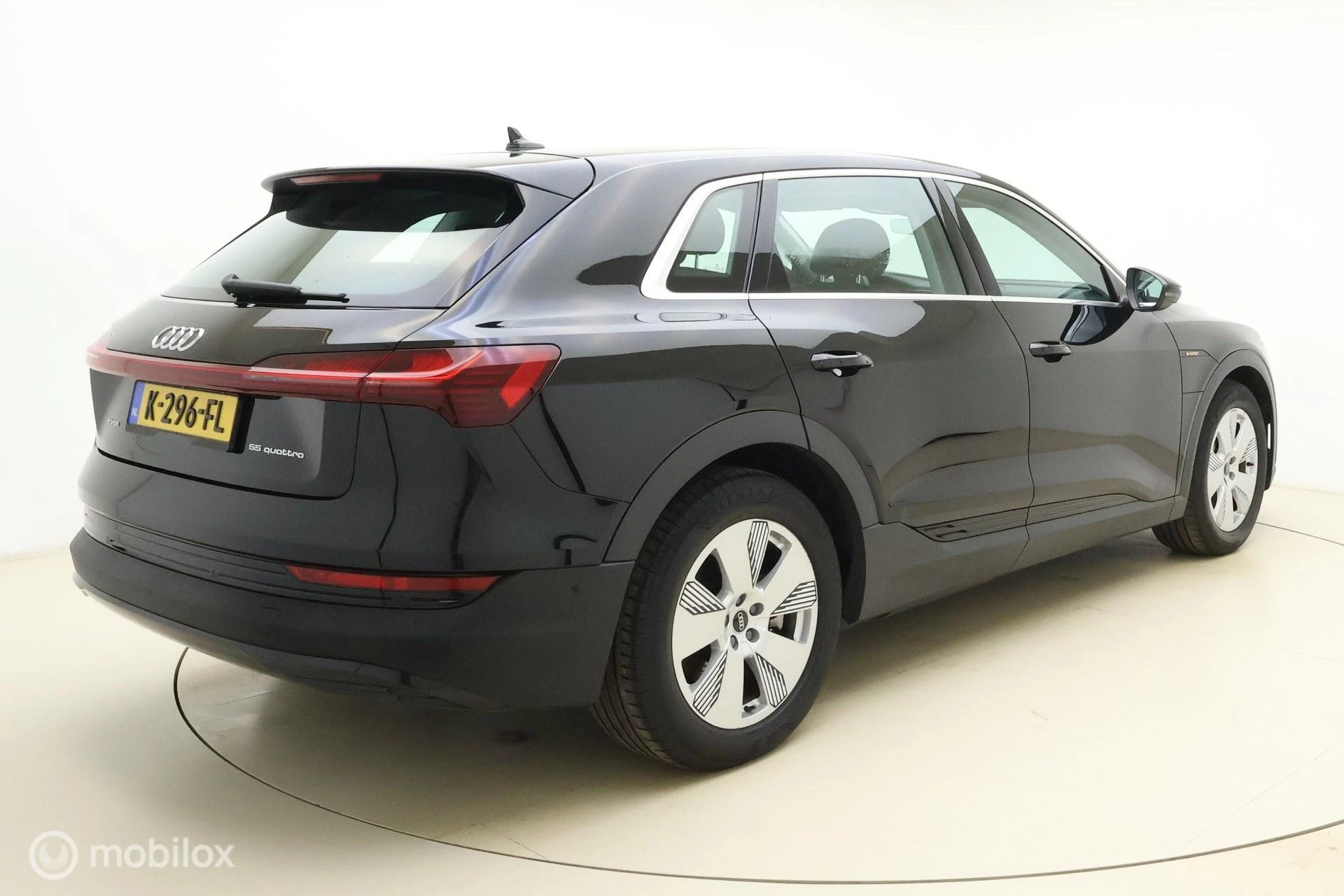 Hoofdafbeelding Audi e-tron