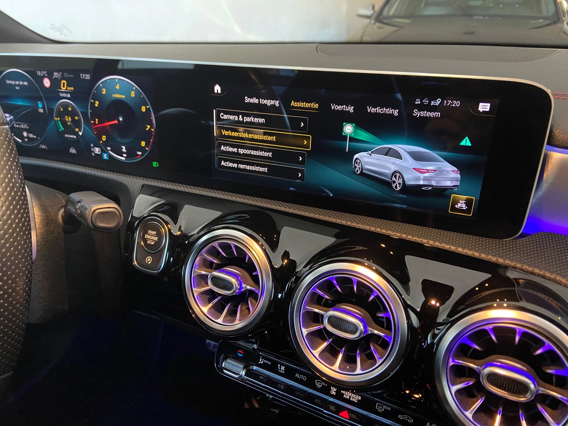 Hoofdafbeelding Mercedes-Benz CLA