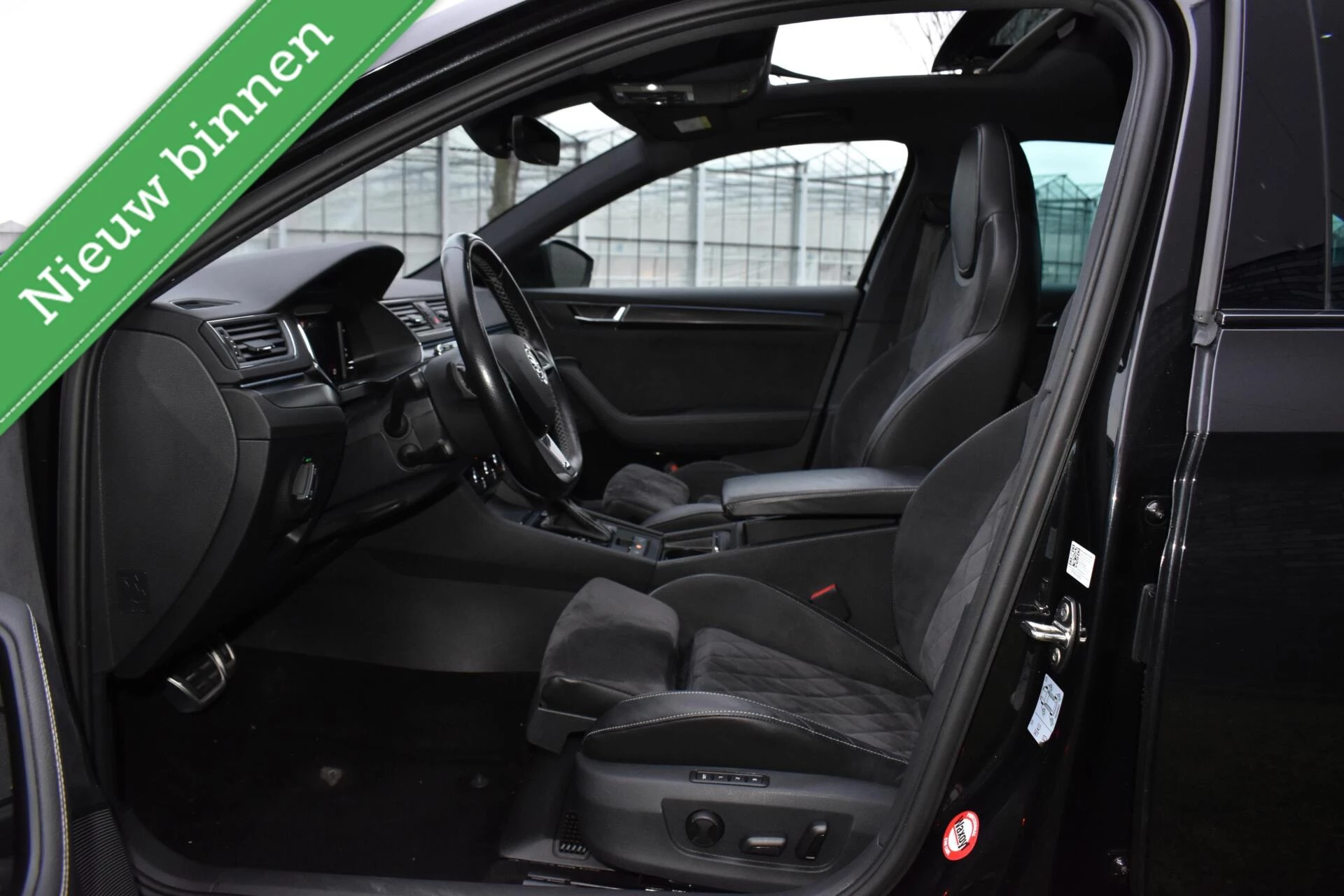 Hoofdafbeelding Škoda Superb