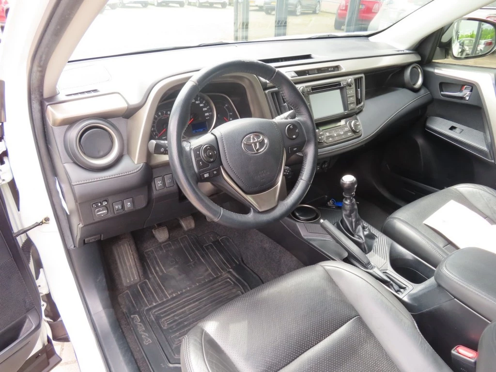 Hoofdafbeelding Toyota RAV4