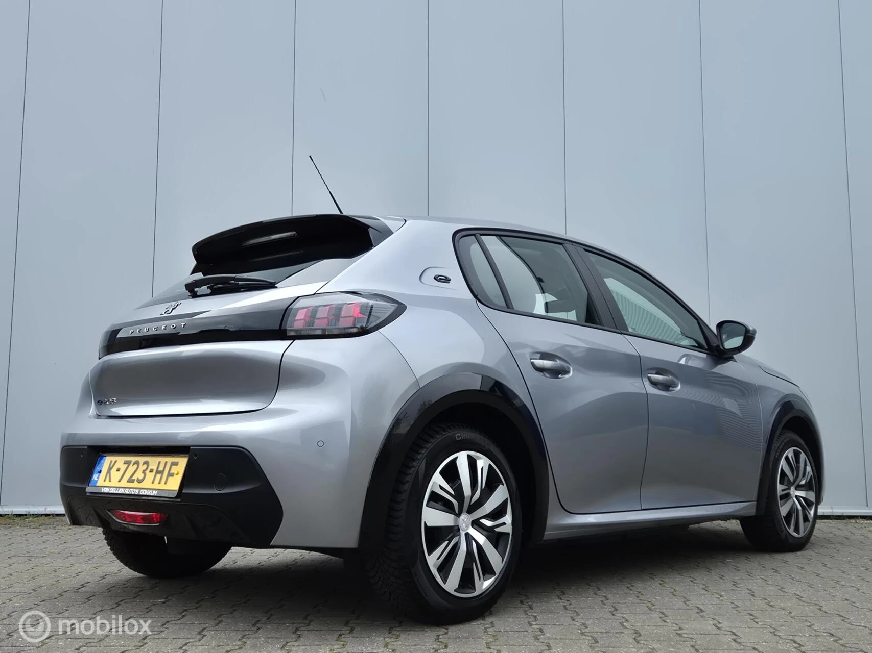 Hoofdafbeelding Peugeot e-208