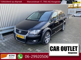 Hoofdafbeelding Volkswagen Touran Volkswagen Touran 1.4 TSI Cross Clima, CC, PDC, LM, Trekh, nw. APK – Inruil Mogelijk –