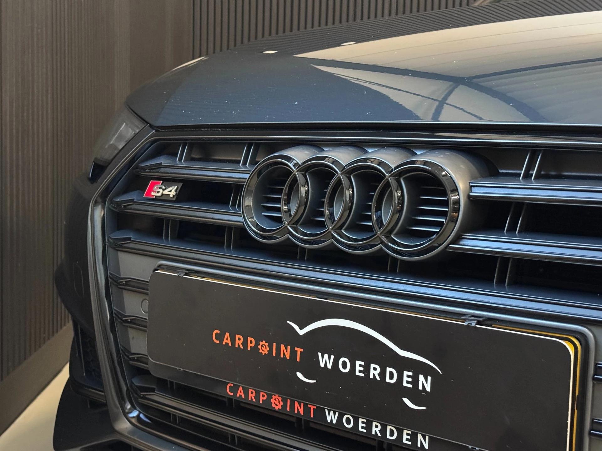 Hoofdafbeelding Audi S4