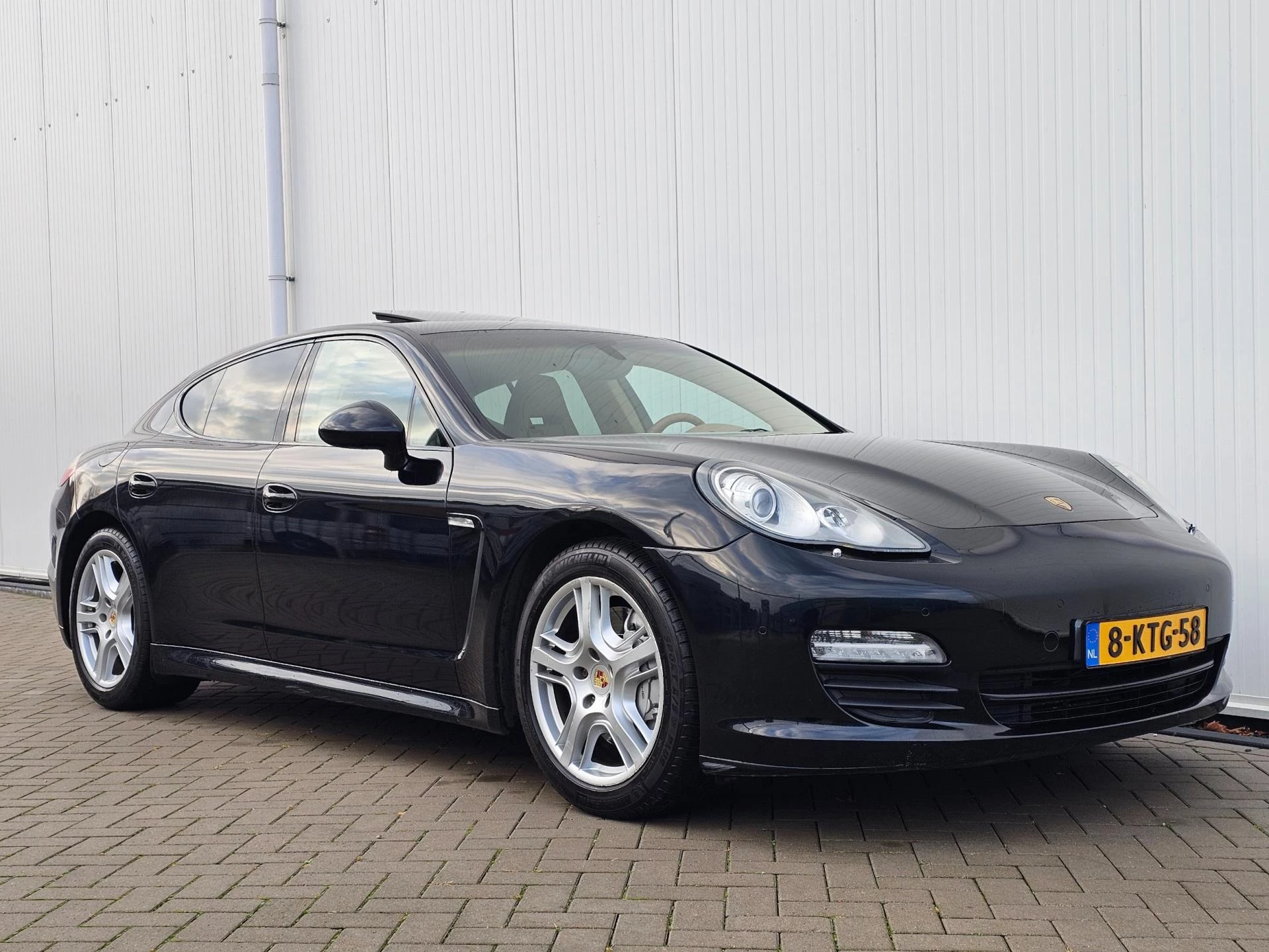 Hoofdafbeelding Porsche Panamera