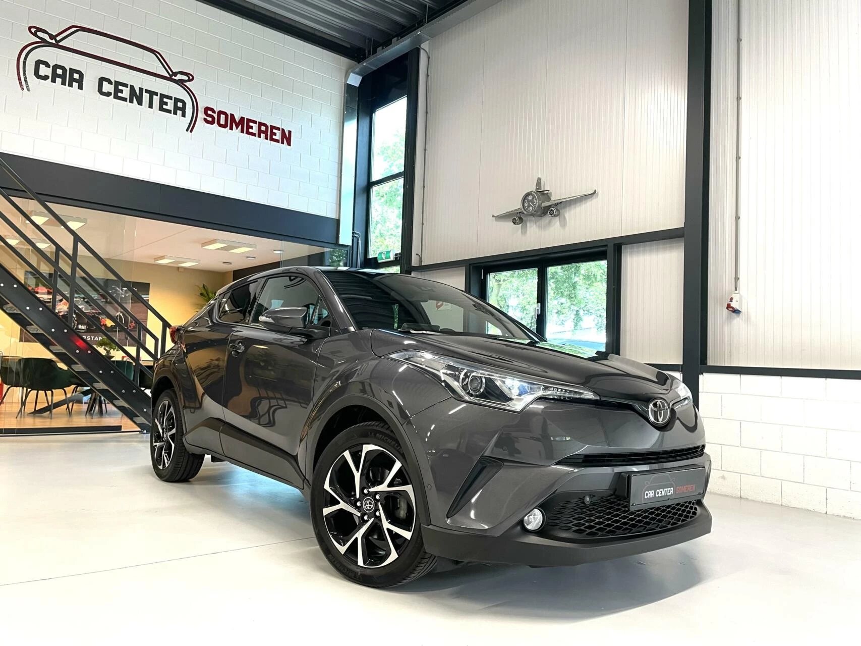 Hoofdafbeelding Toyota C-HR