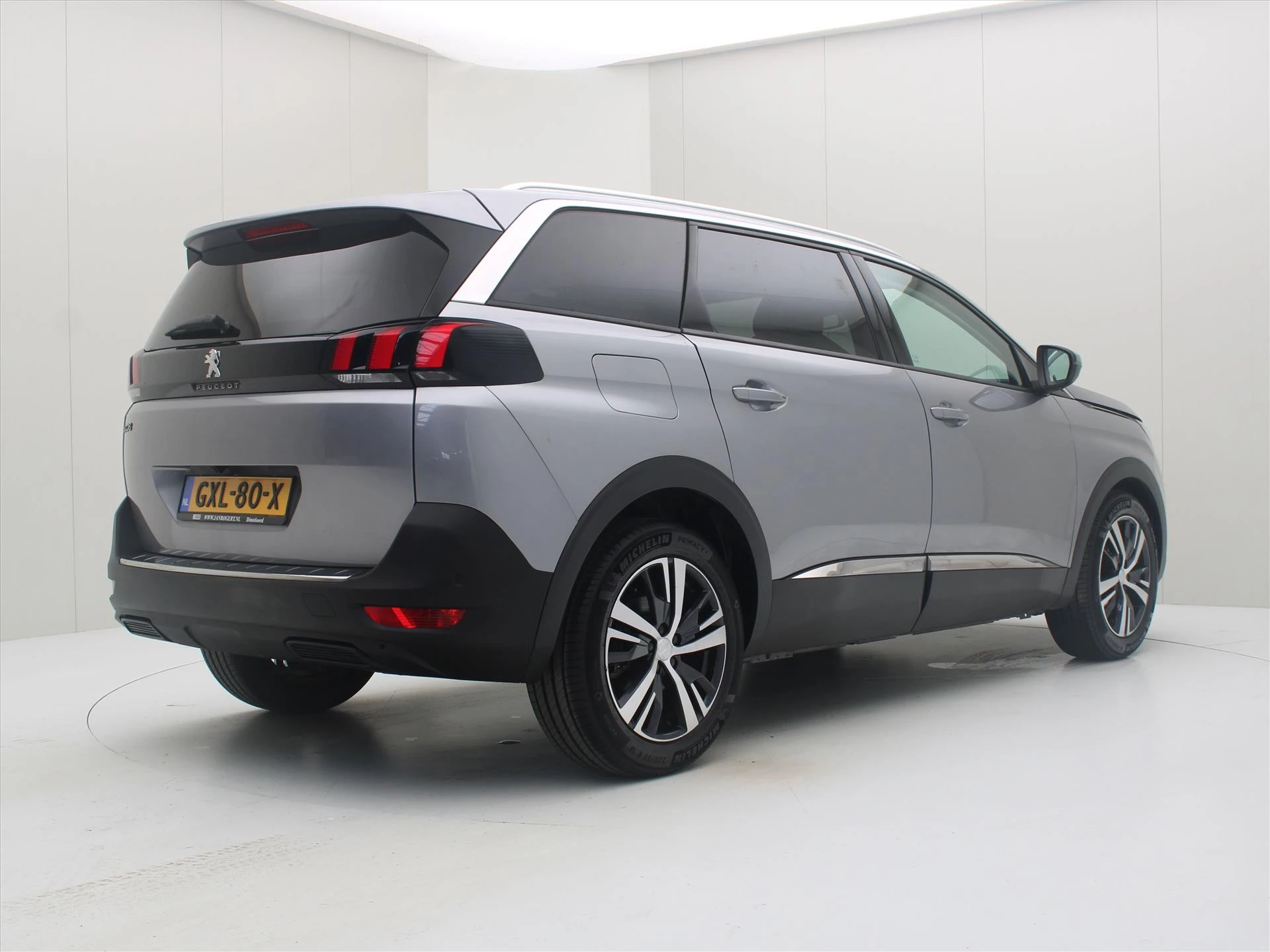 Hoofdafbeelding Peugeot 5008