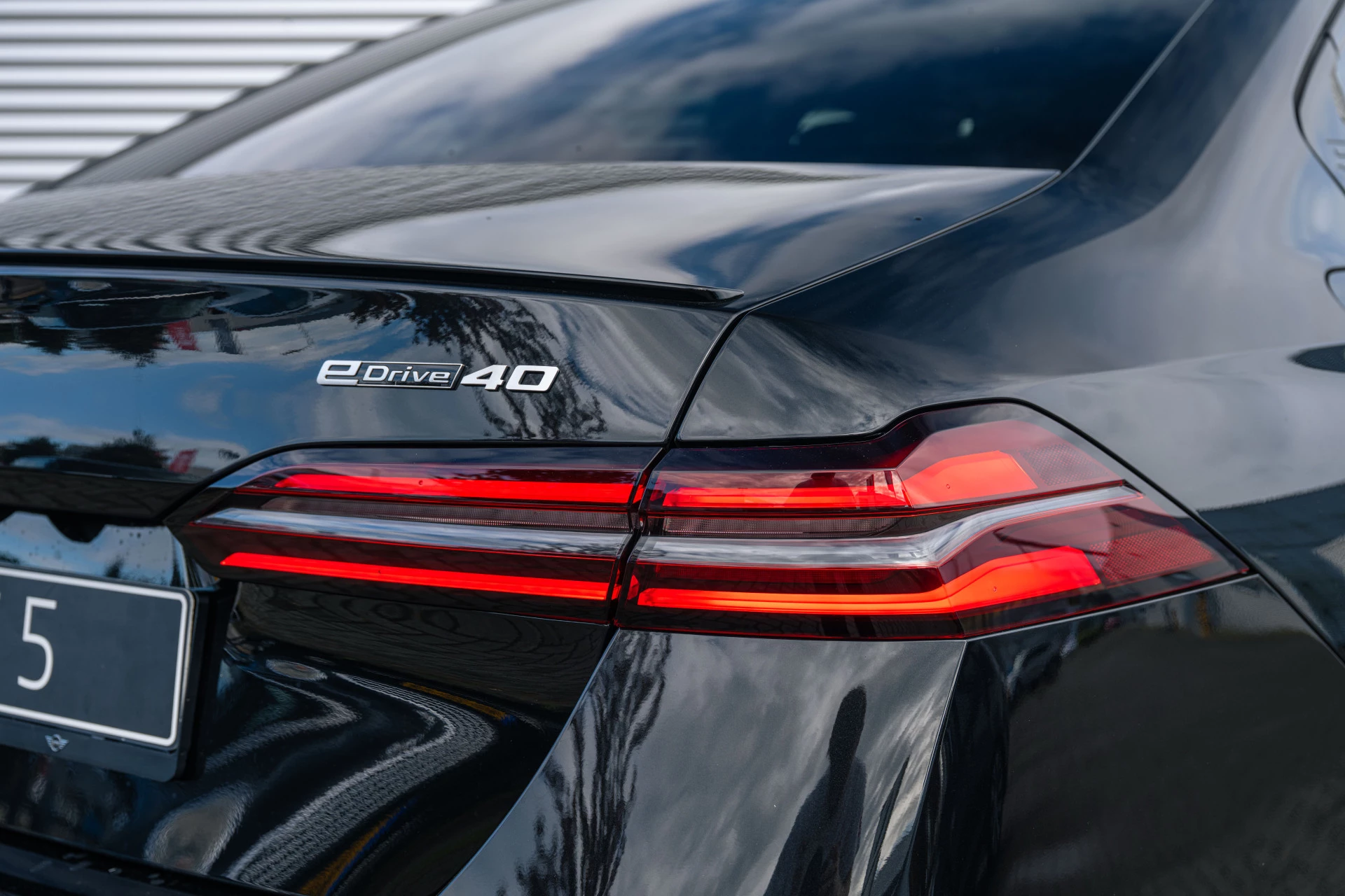 Hoofdafbeelding BMW i5