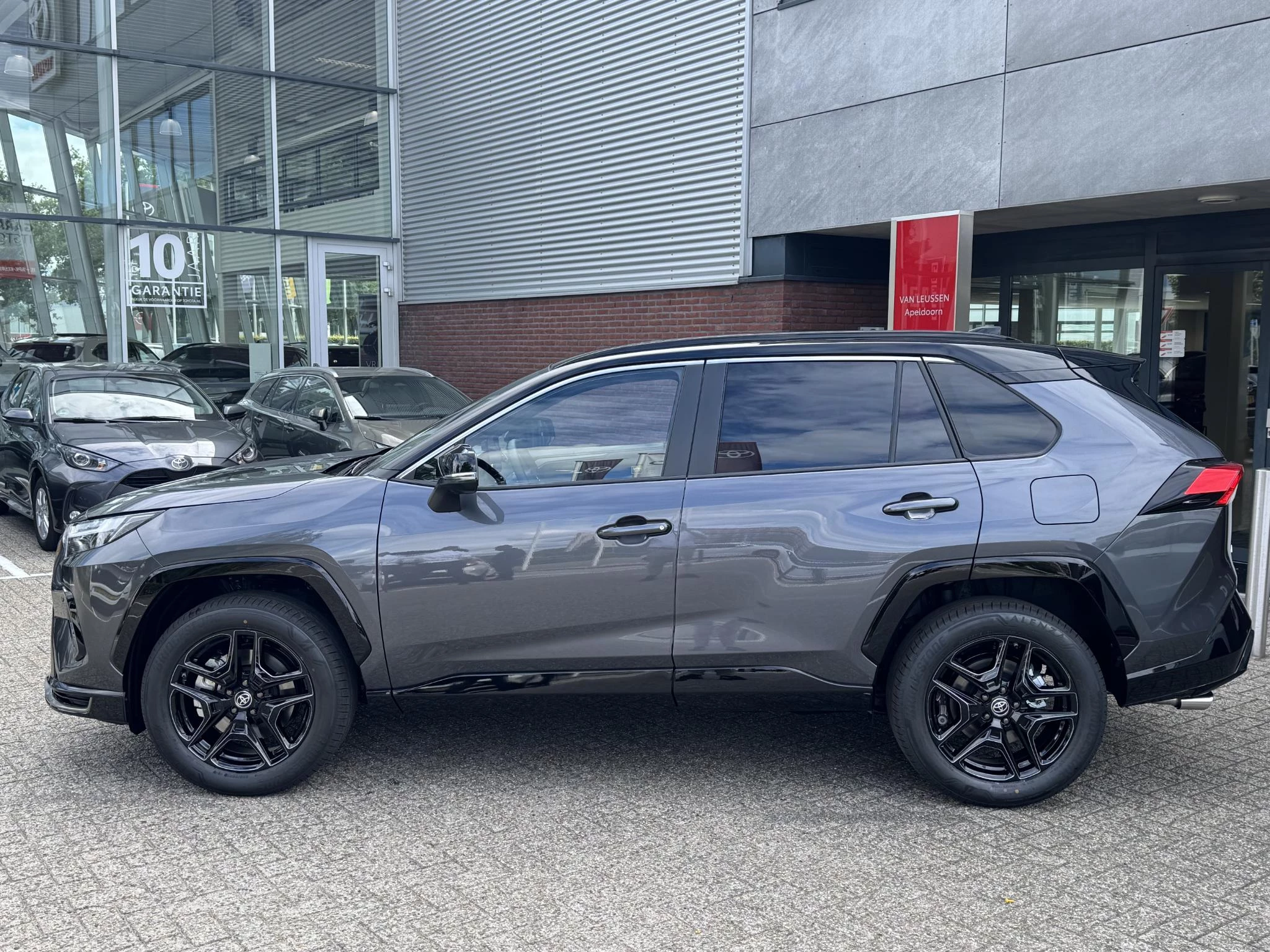Hoofdafbeelding Toyota RAV4
