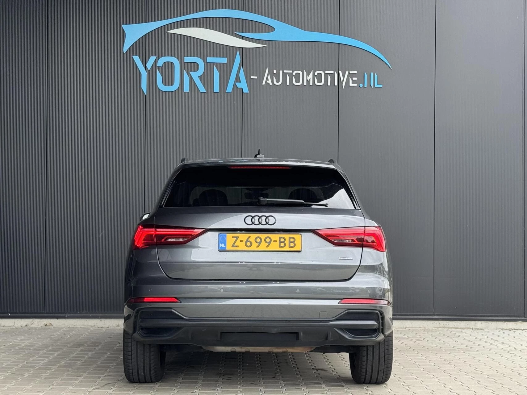 Hoofdafbeelding Audi Q3