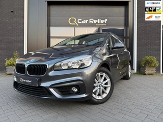 BMW 2-serie Active Tourer 218i Essential, HUD, Parkeersensoren, Cruise Control, Automaat, Bluetooth, Elektrische ramen v/a