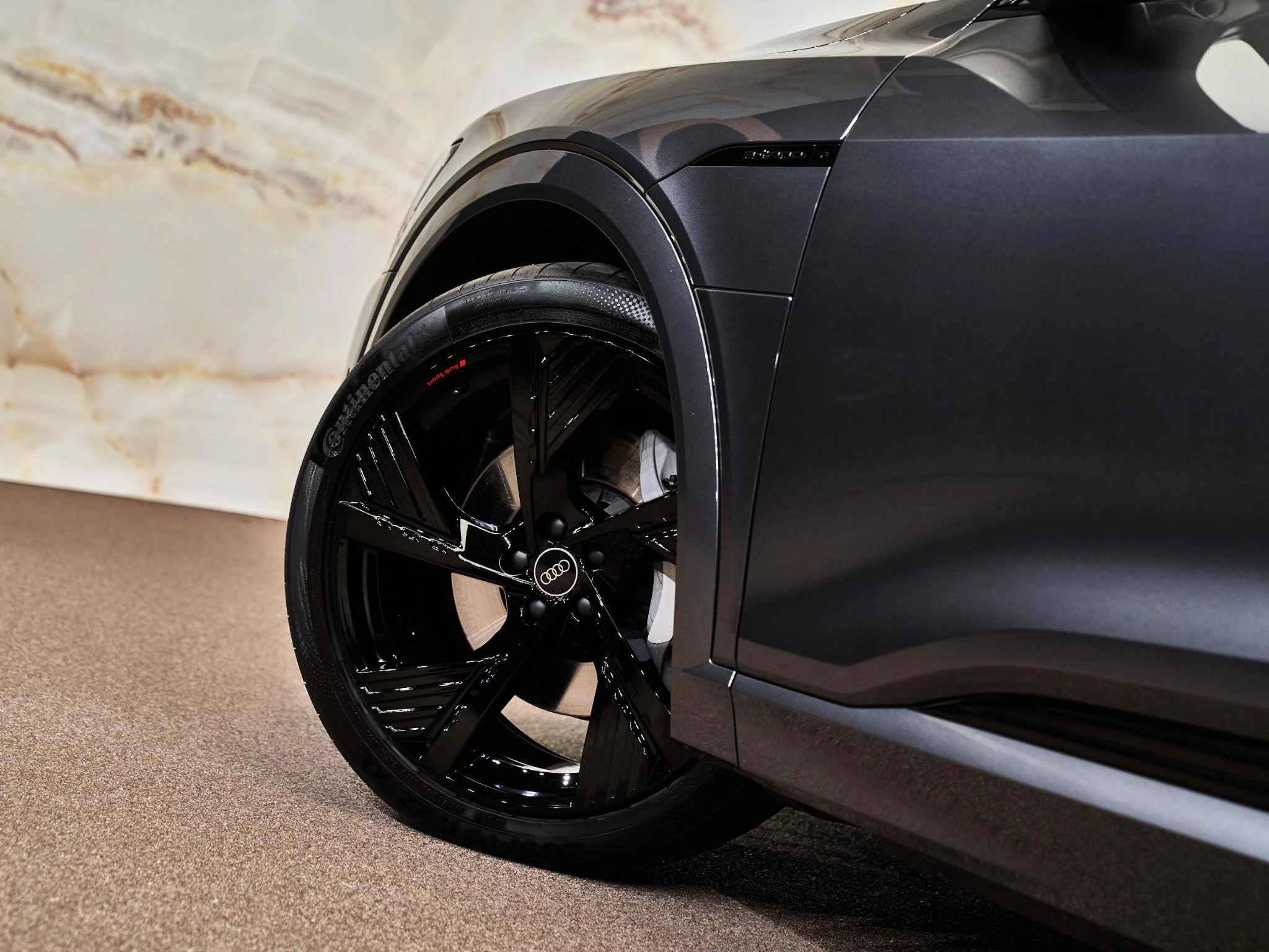 Hoofdafbeelding Audi Q8 Sportback e-tron
