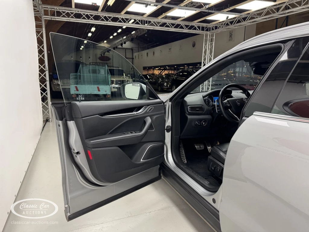 Hoofdafbeelding Maserati Levante