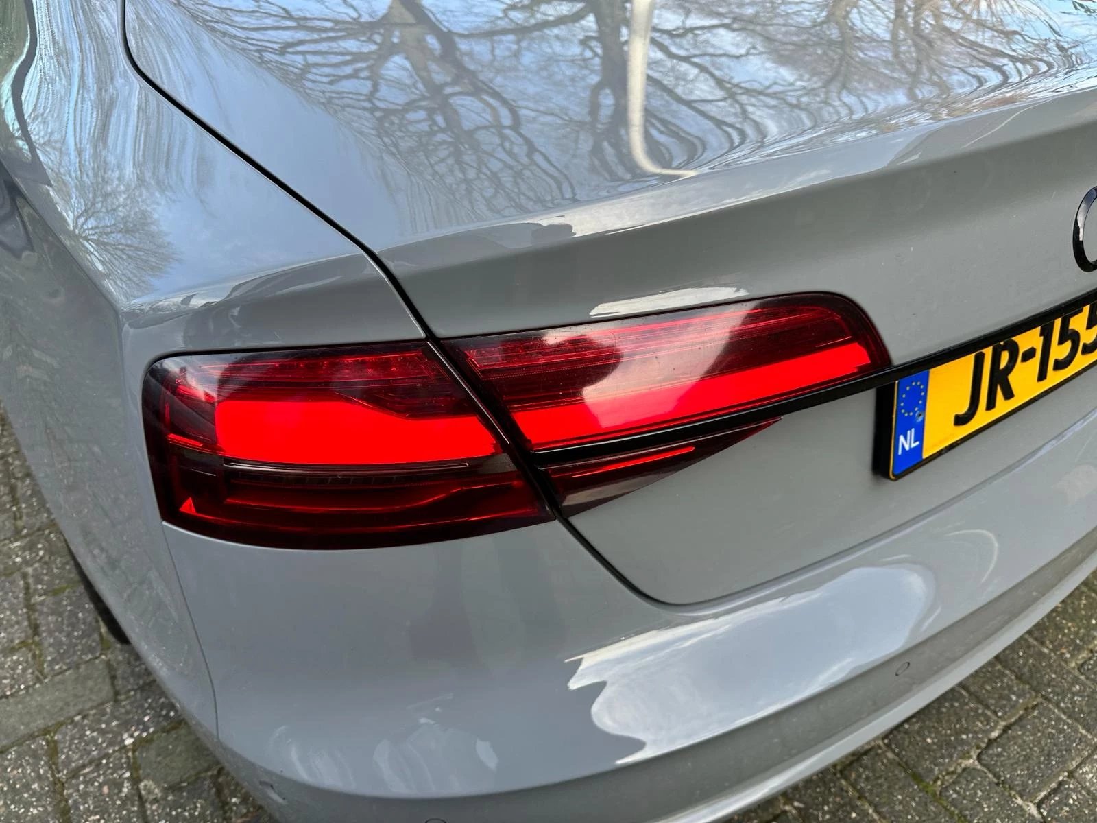 Hoofdafbeelding Audi A8