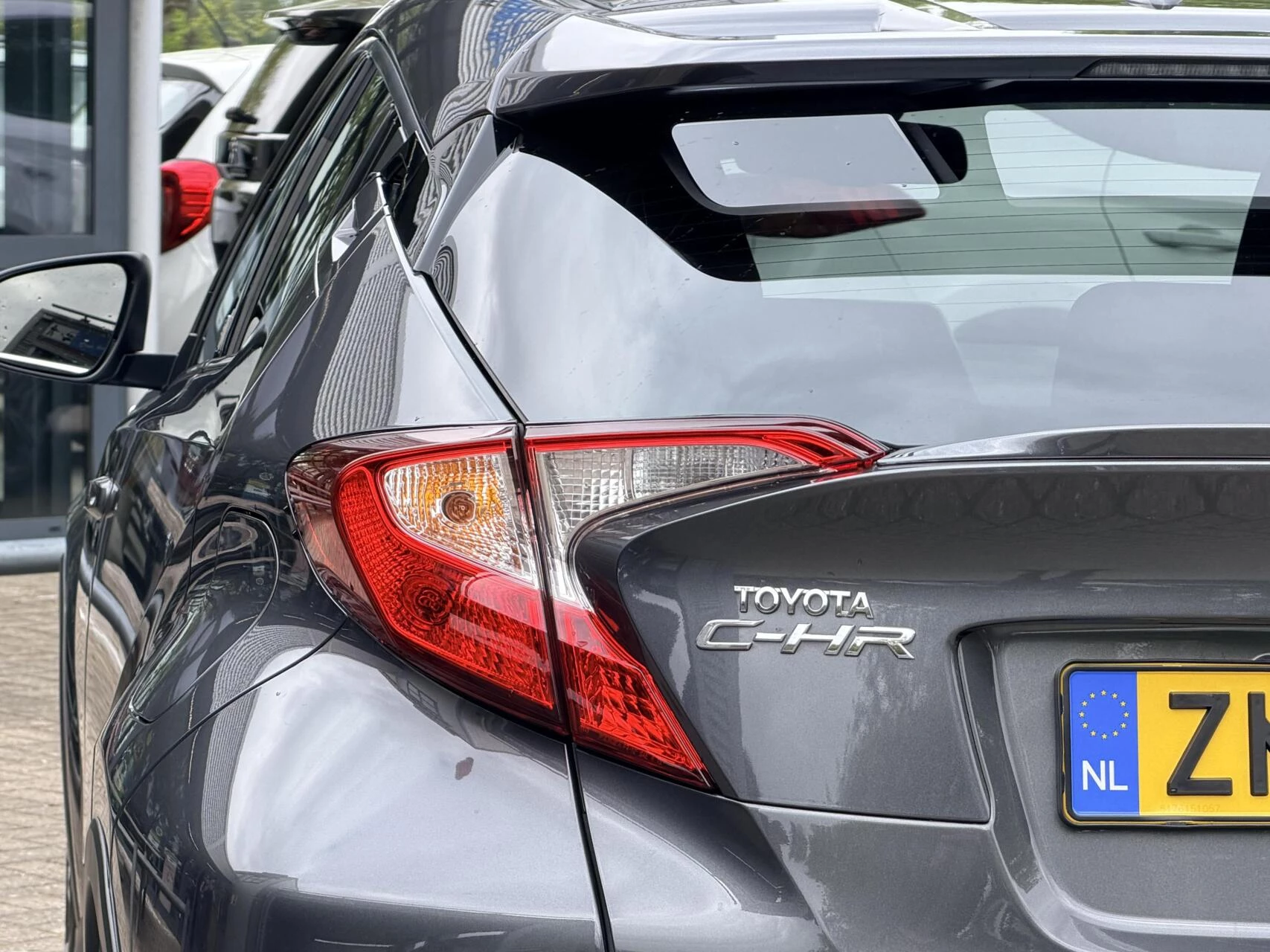 Hoofdafbeelding Toyota C-HR