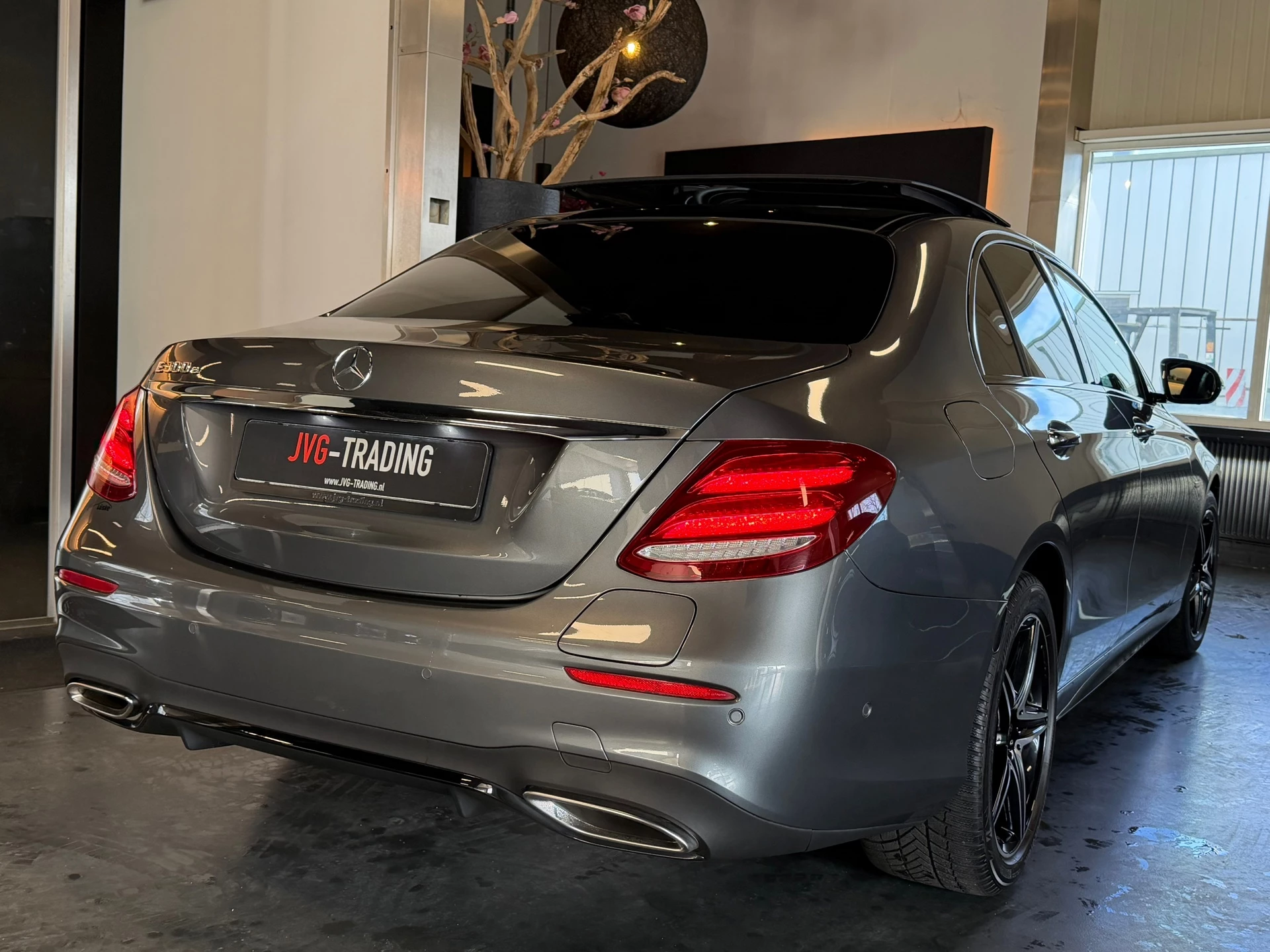 Hoofdafbeelding Mercedes-Benz E-Klasse