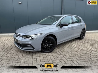 Volkswagen Golf 1.0 eTSI Automaat Life * Navigatie * Camera * Virtual Cockpit *