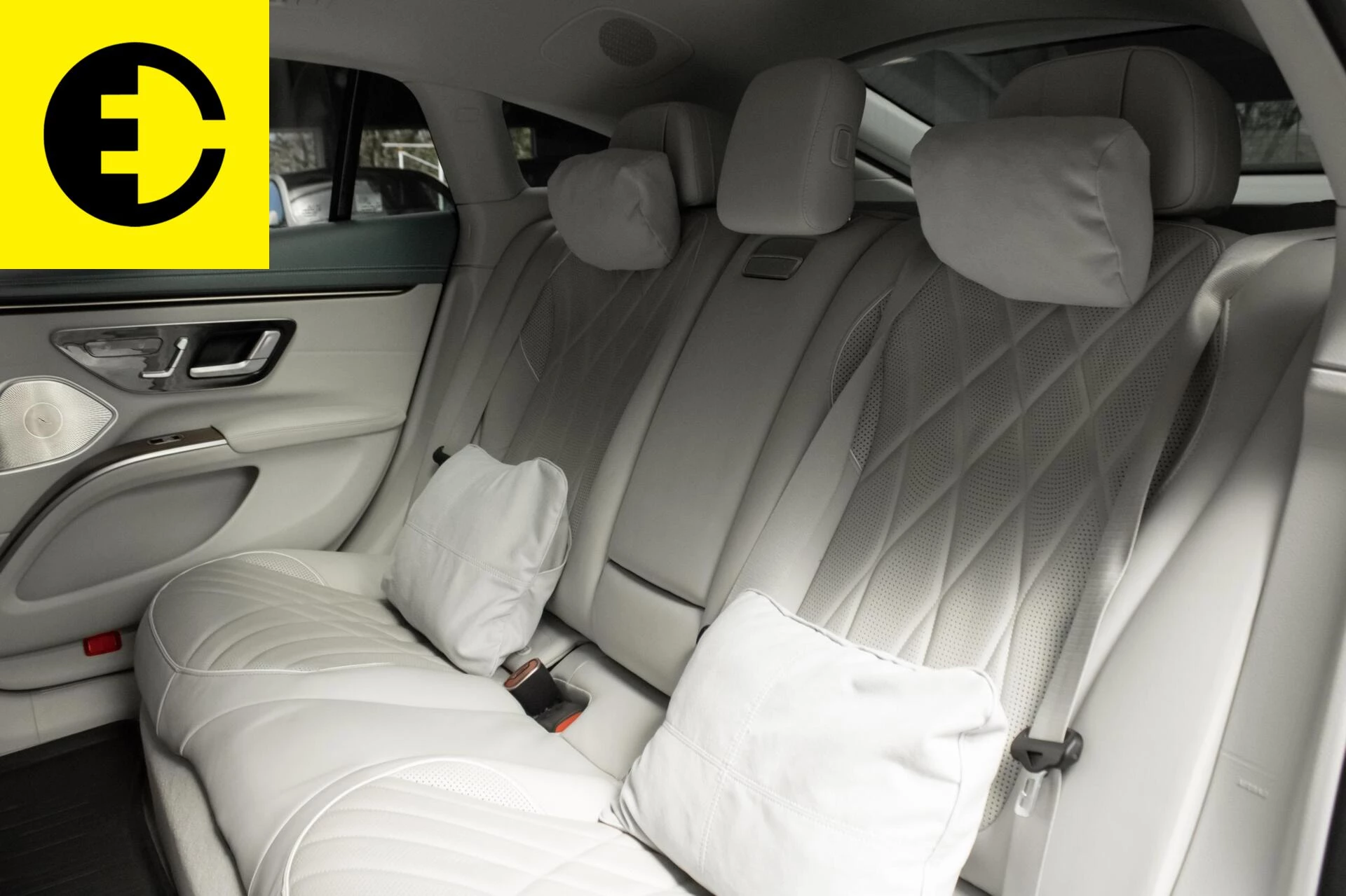 Hoofdafbeelding Mercedes-Benz EQS