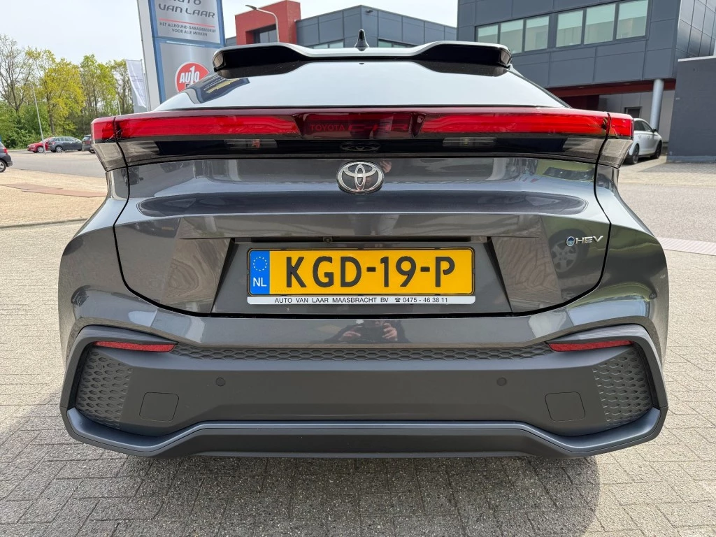 Hoofdafbeelding Toyota C-HR
