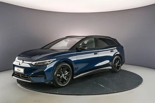 Hoofdafbeelding Volkswagen ID.7 Volkswagen ID.7 Tourer Pro S Business 286pk Automaat Black edition, Trekhaak, Adaptive cruise control, Stuurwiel verwarmd, Achteruitrijcamera, Navigatie, LED verlichting