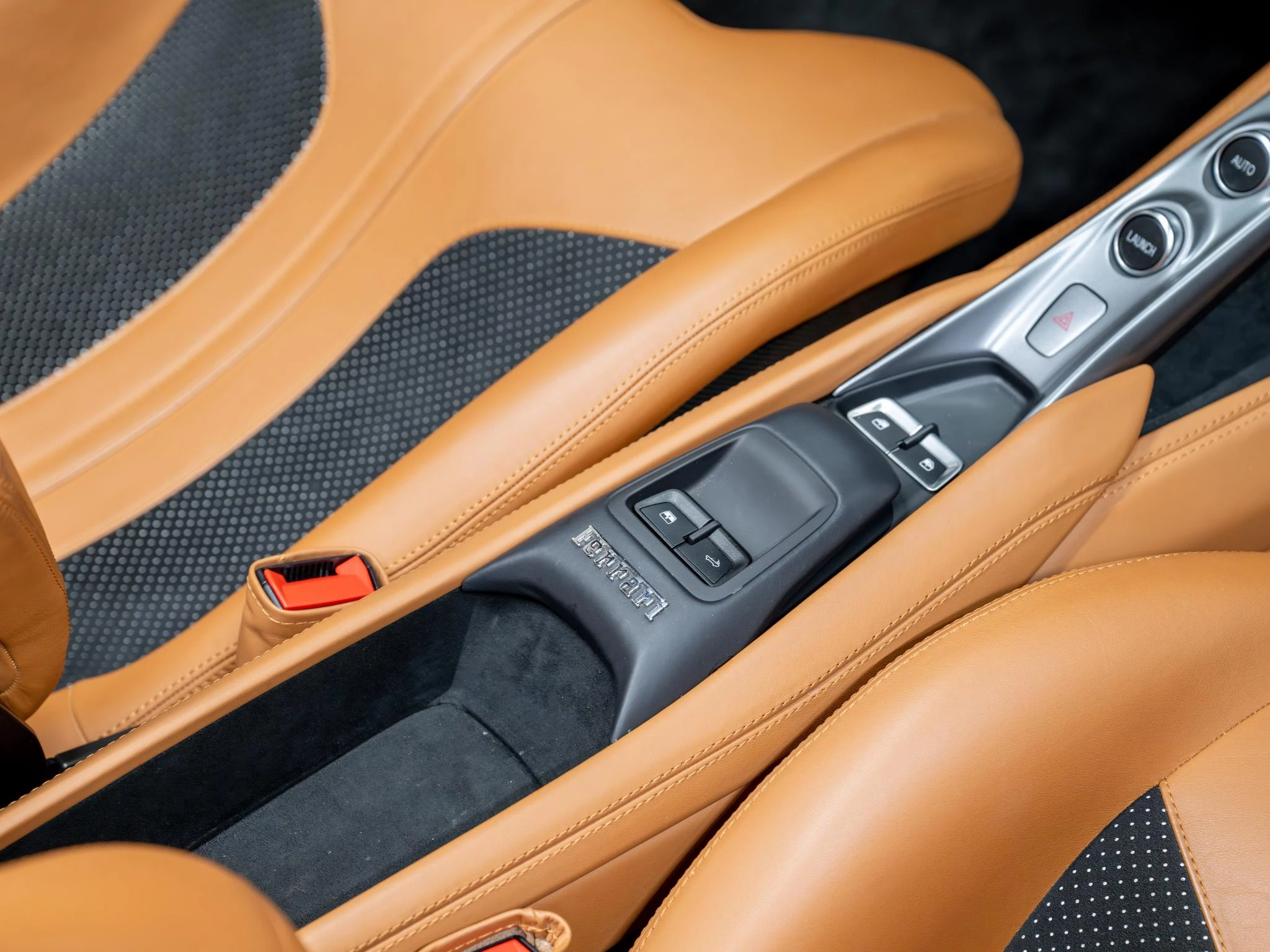 Hoofdafbeelding Ferrari F8 Spider