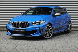 BMW 1 Serie M135i xDrive High Executive | M Performance | HUD | Memory | Stuur/Stoelverw. |