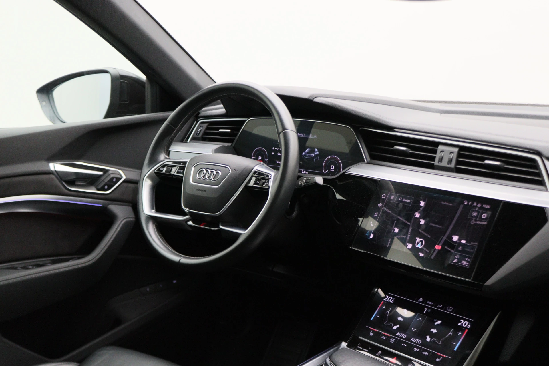 Hoofdafbeelding Audi e-tron