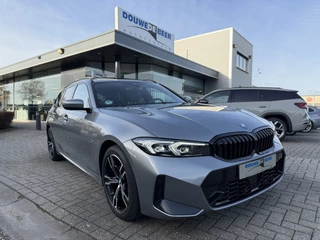 BMW 3 Serie Touring 320e M sport Pano-Dak | Trekhaak | Adapt. Cruise | Stoelverw. |