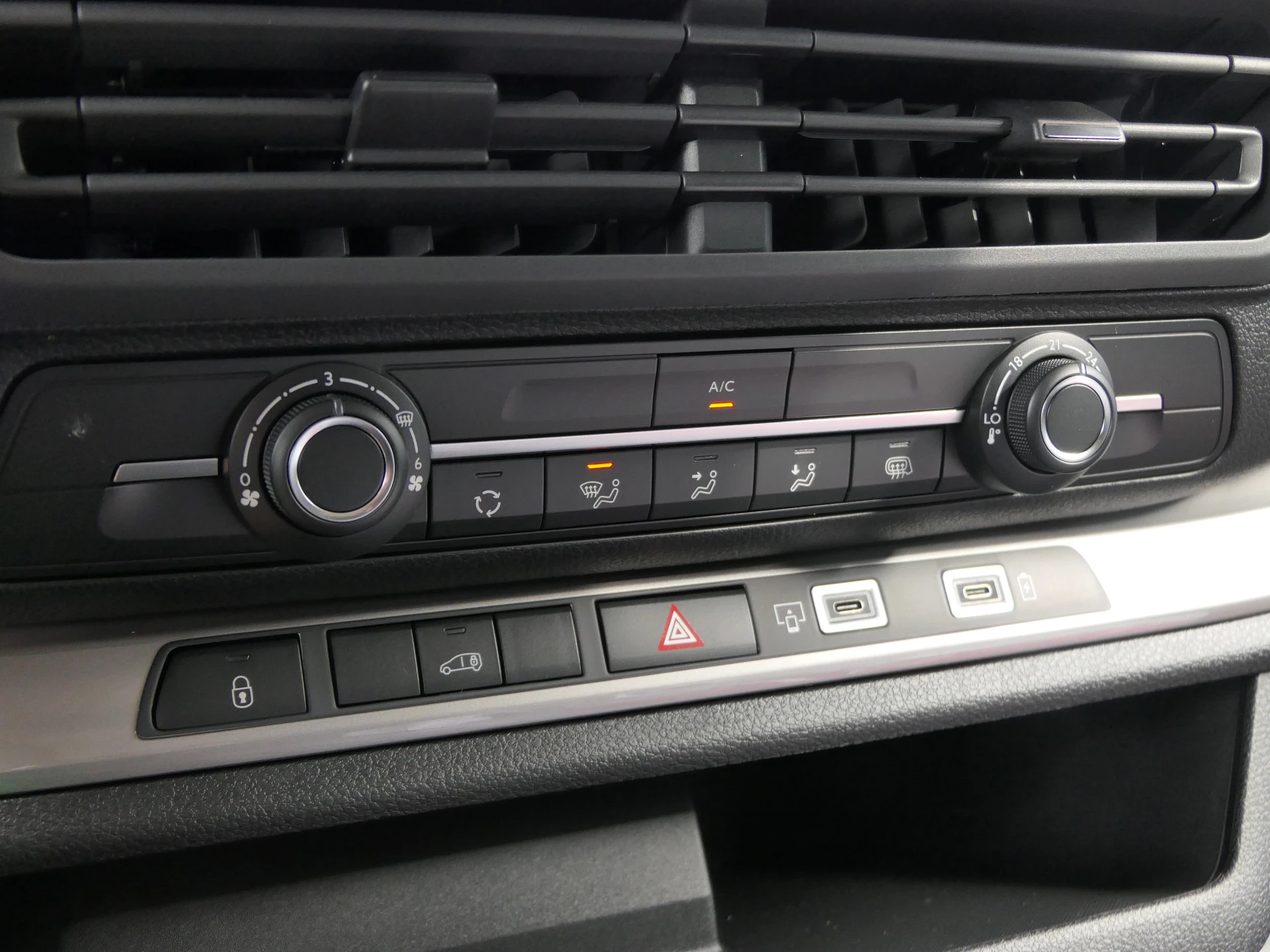 Hoofdafbeelding Opel Vivaro-e