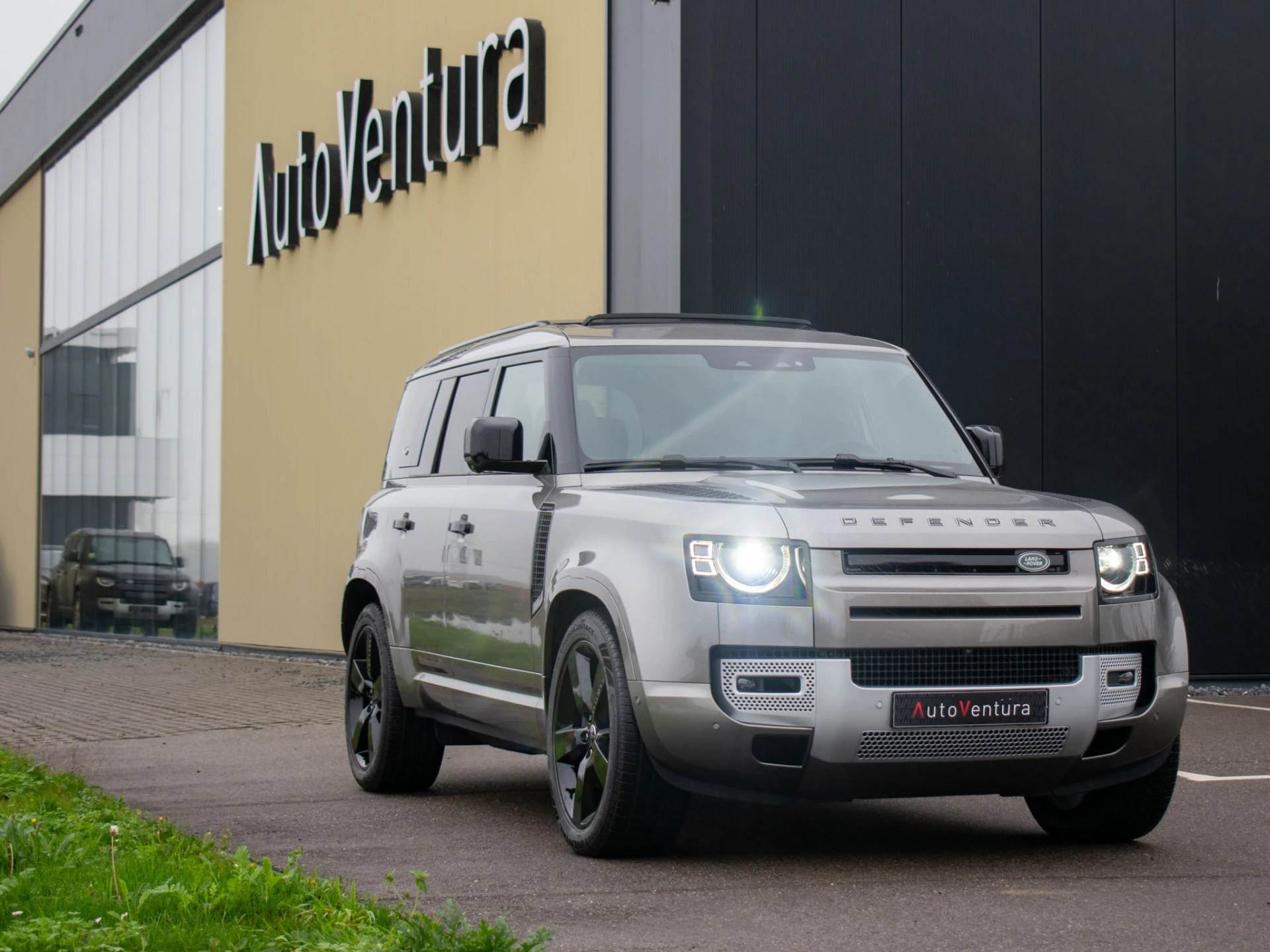 Hoofdafbeelding Land Rover Defender