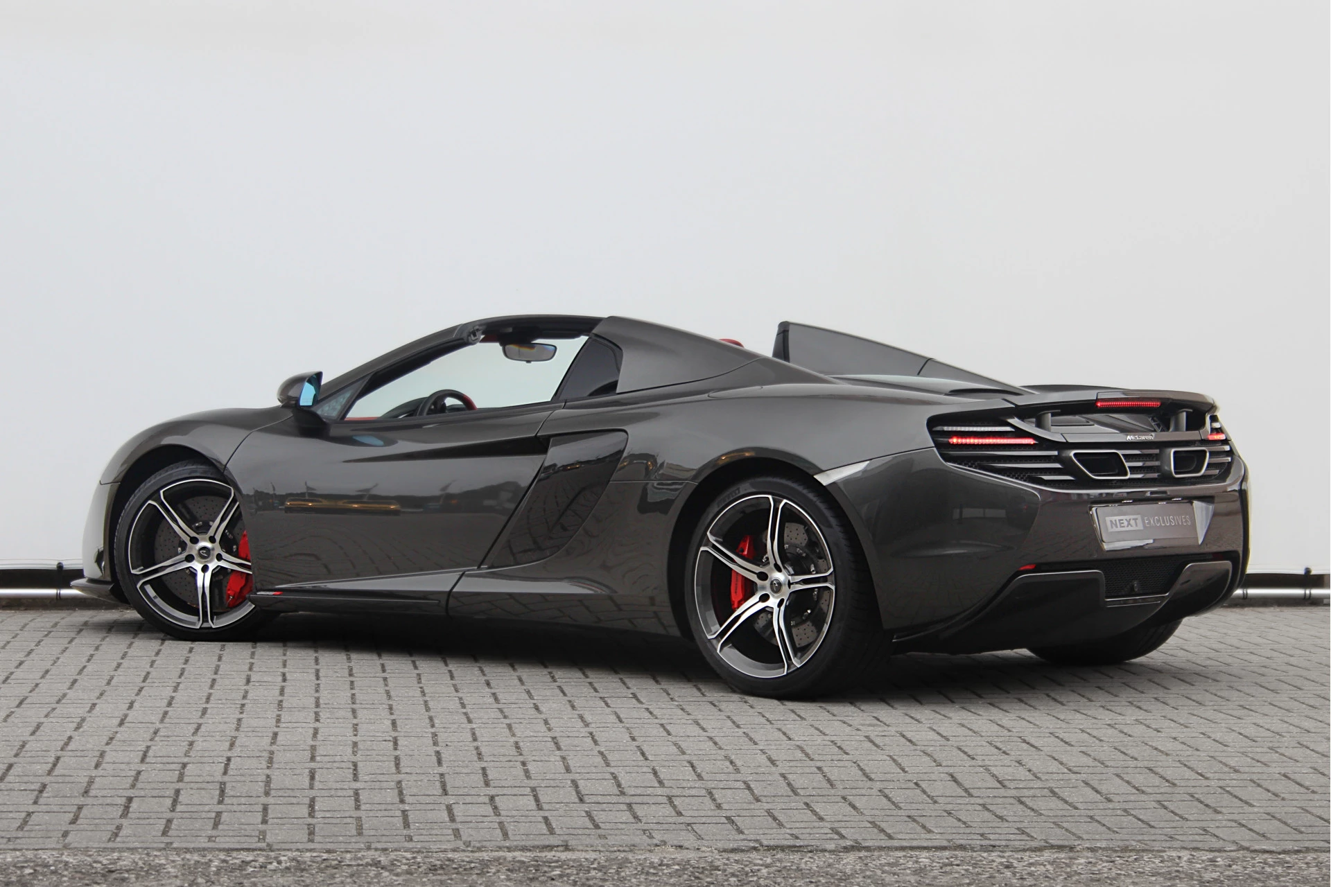 Hoofdafbeelding McLaren 650S