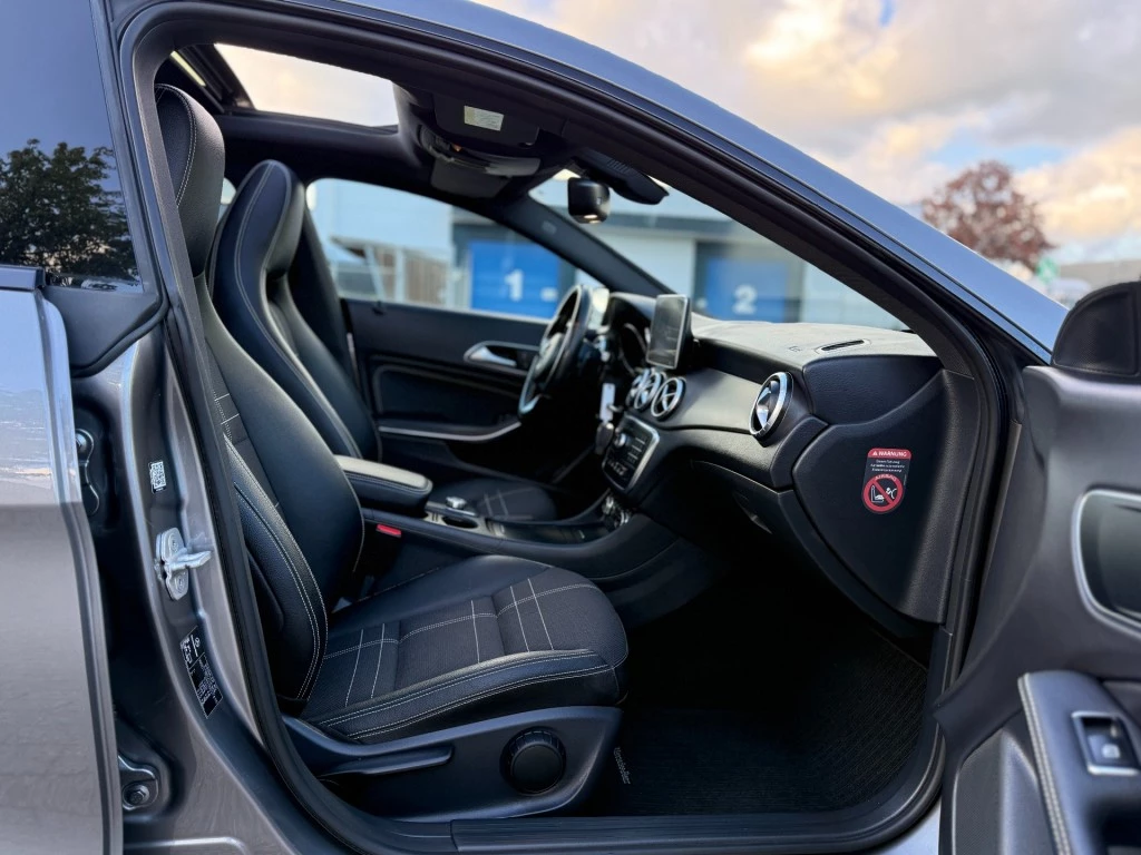 Hoofdafbeelding Mercedes-Benz 200