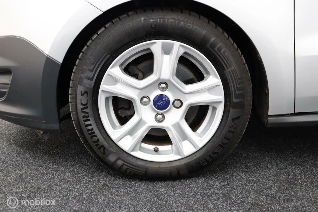 Hoofdafbeelding Ford Transit Courier