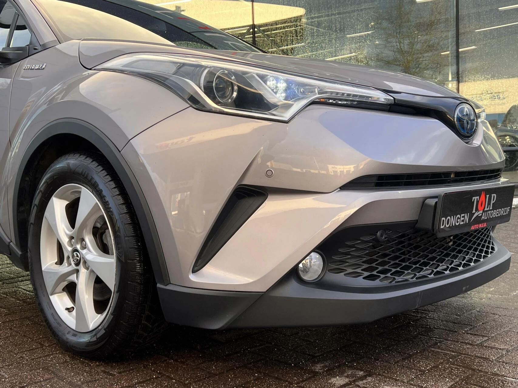 Hoofdafbeelding Toyota C-HR