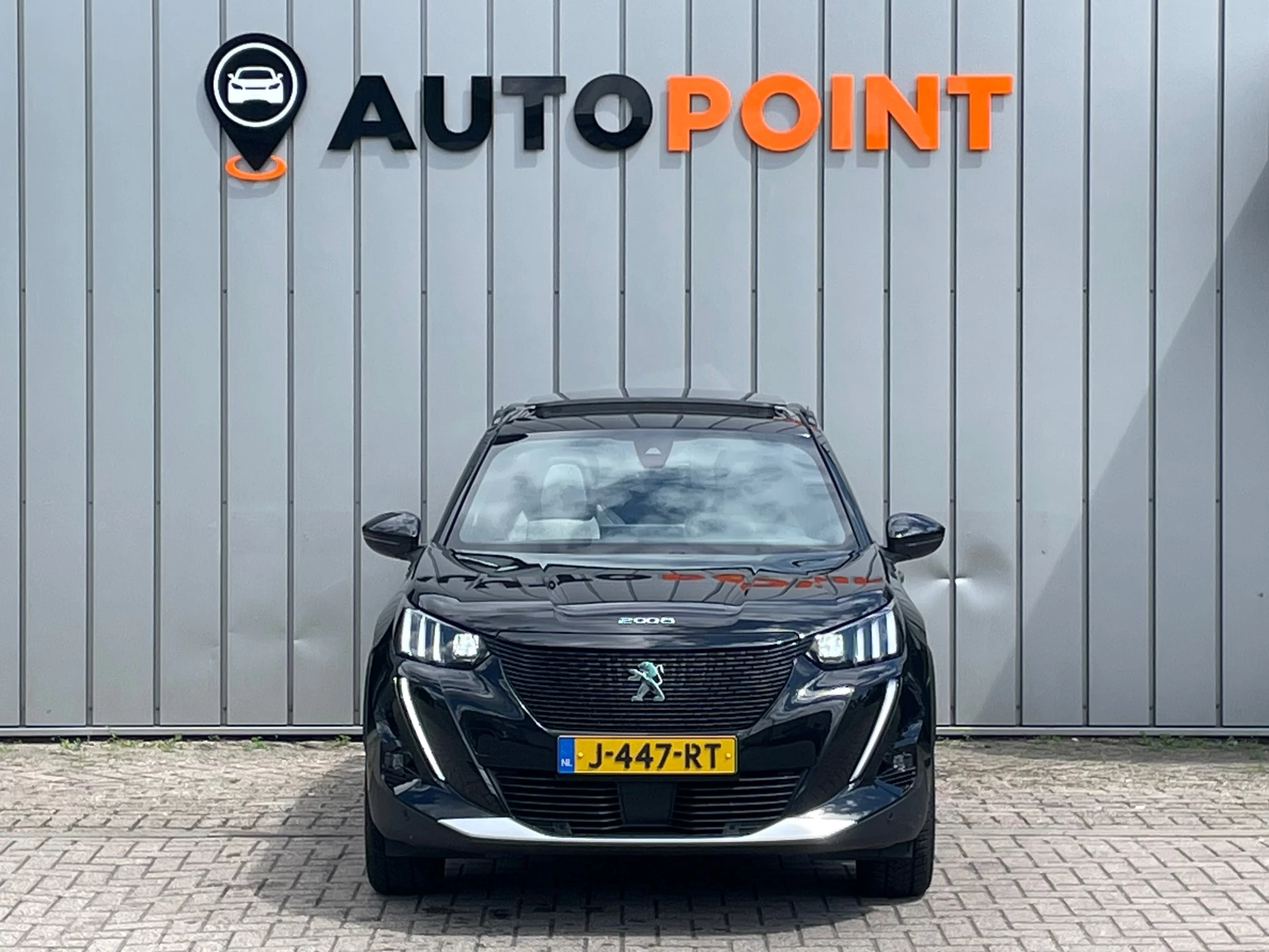Hoofdafbeelding Peugeot e-2008