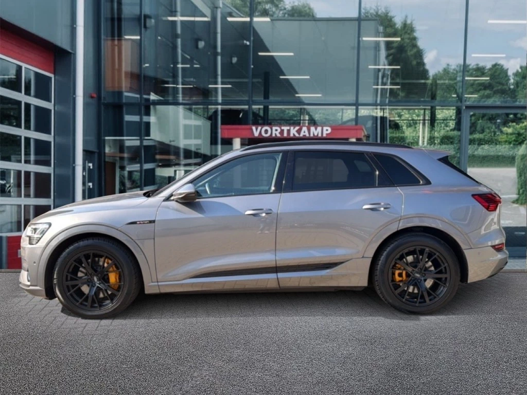 Hoofdafbeelding Audi e-tron