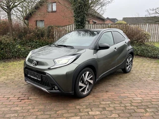 Toyota Aygo X 1.0 VVT-i S-CVT Premium 1e Eigenaar| Full option| Twotone