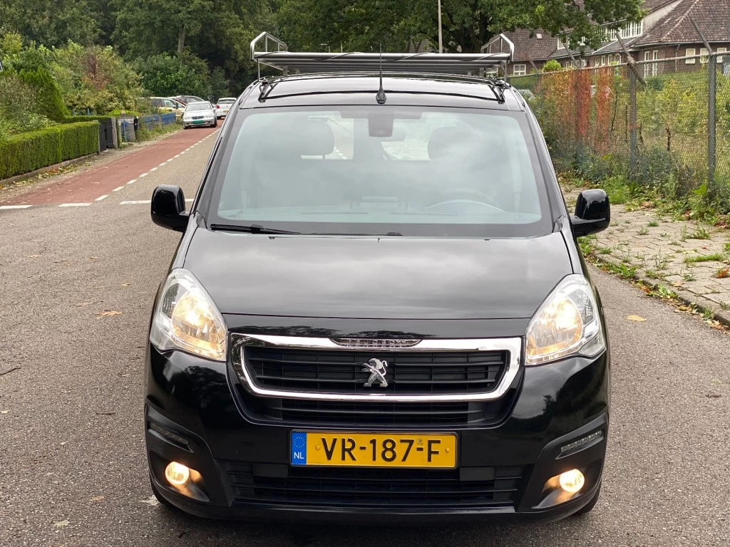 Hoofdafbeelding Peugeot Partner