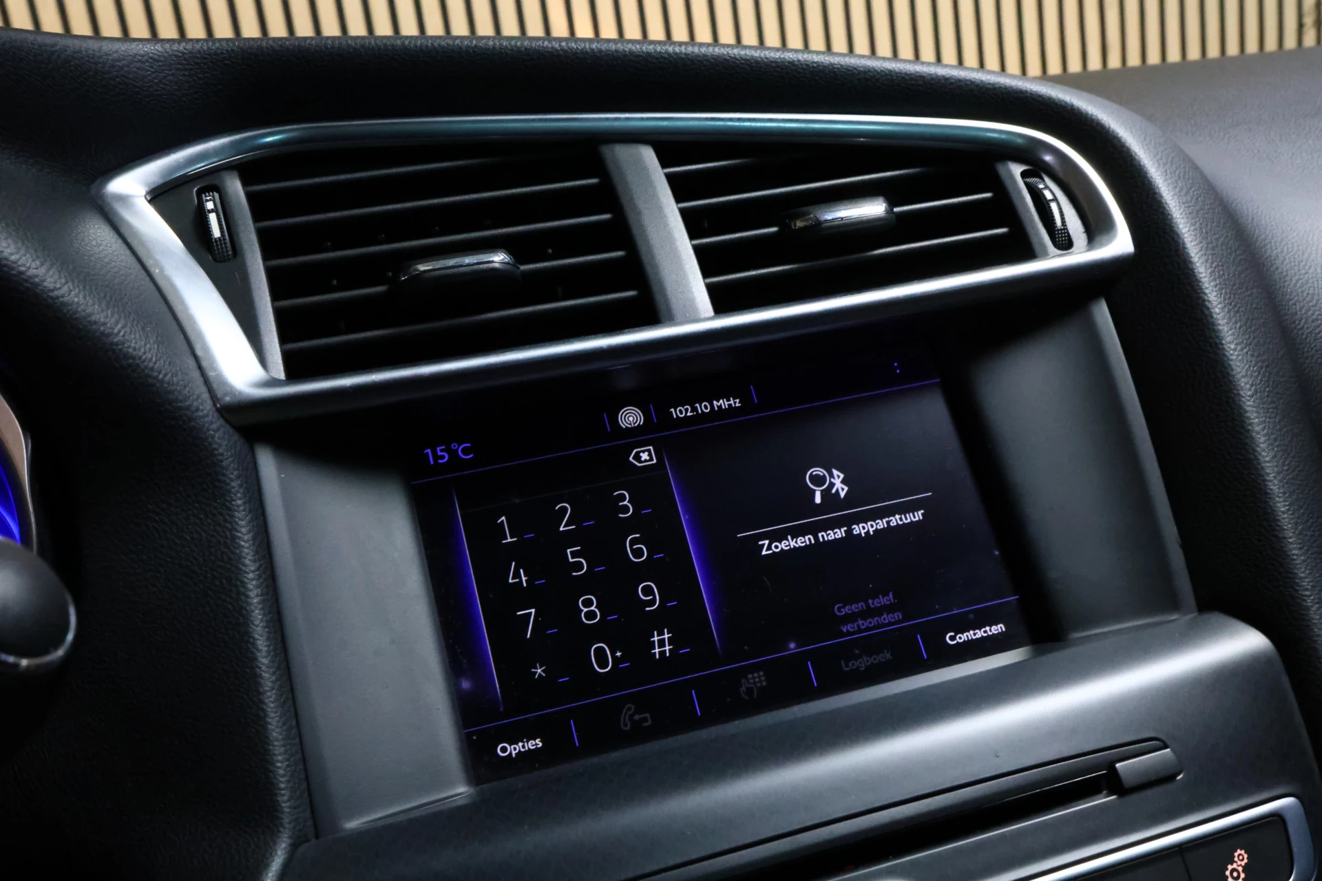 Hoofdafbeelding DS DS 4